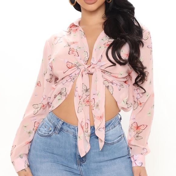 Boutique Butterfly tie front top nwt - Picture 3 of 8